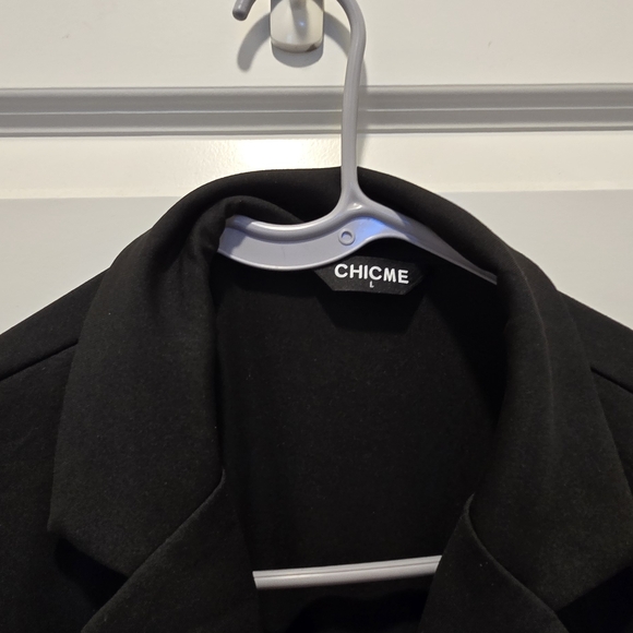 Elegant Black Women's Jumpsuit - Picture 11 of 16